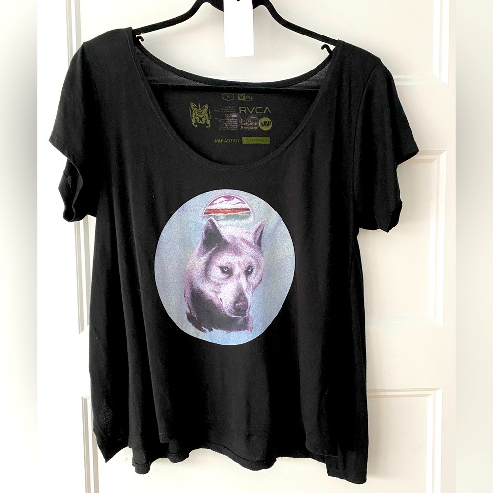 Black wolf RVCA relaxed fit t-shirt with large round neckline